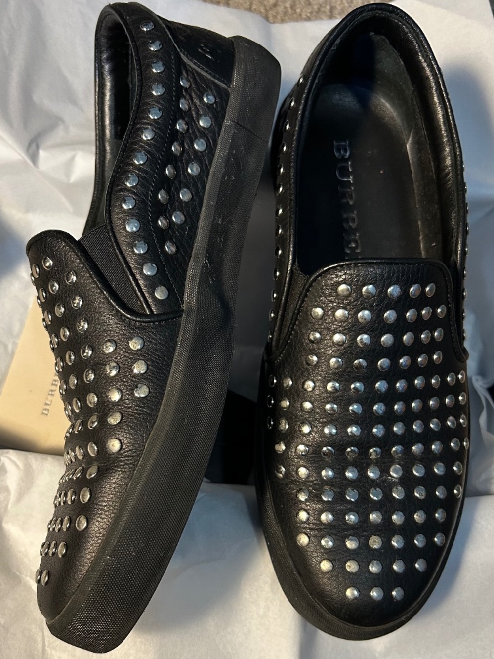 Burberry Designer Sneakers – EU 40 / US Women’s 10
